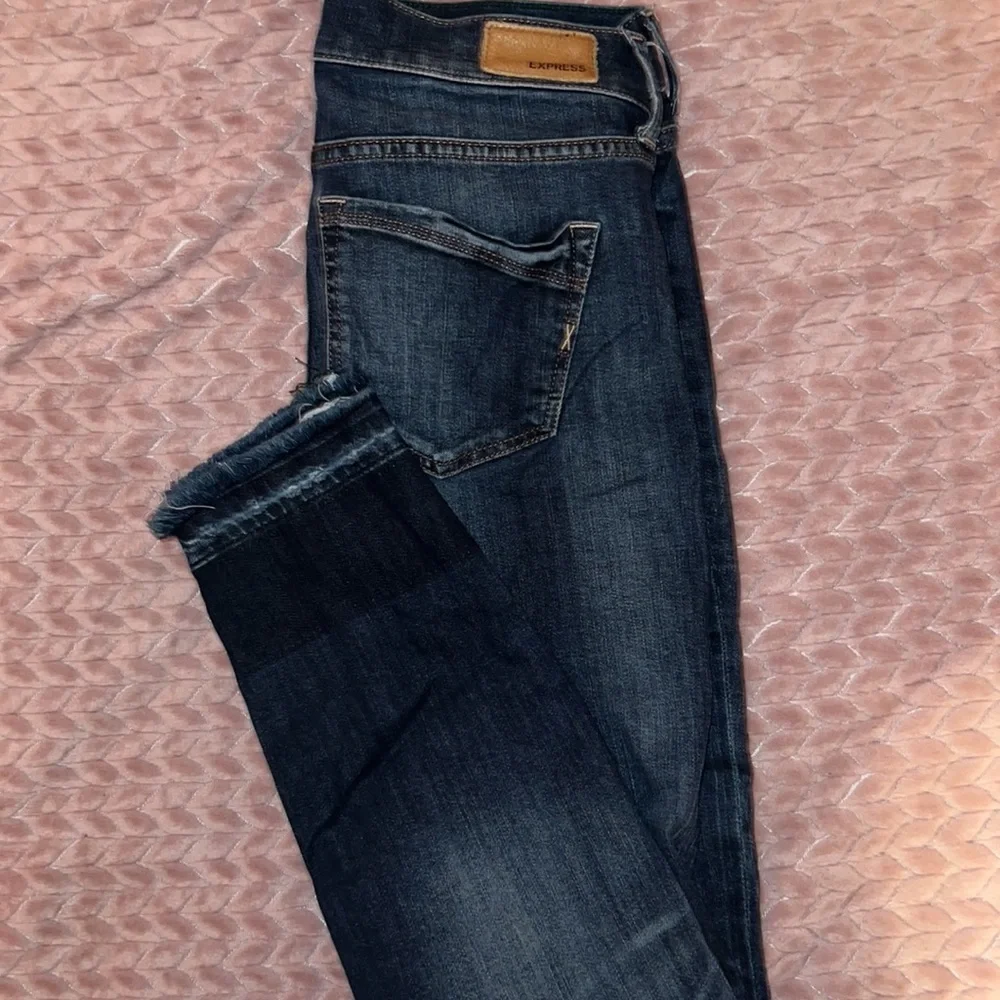 Jeans - Picture 2 of 3